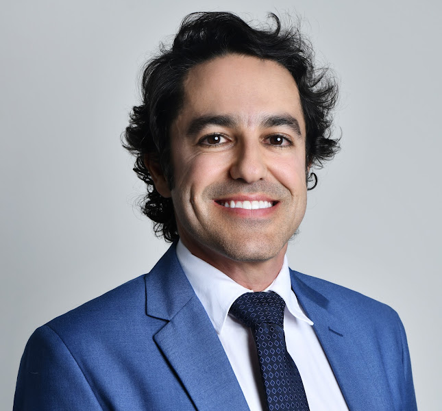 Foto 3 de Perícia e Assistência Técnica Judicial em Odontologia - Dr. Geraldo Elias Miranda