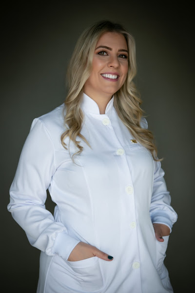 Foto 2 de Pierini Odontologia Especializada - por Dra. Amanda Pierini Uzun - Ortodontia e Alinhadores Invisíveis | Invisalign Doctor