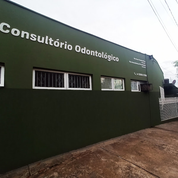 Foto 3 de Pires Odontologia - Dra. Ana Cláudia Pires