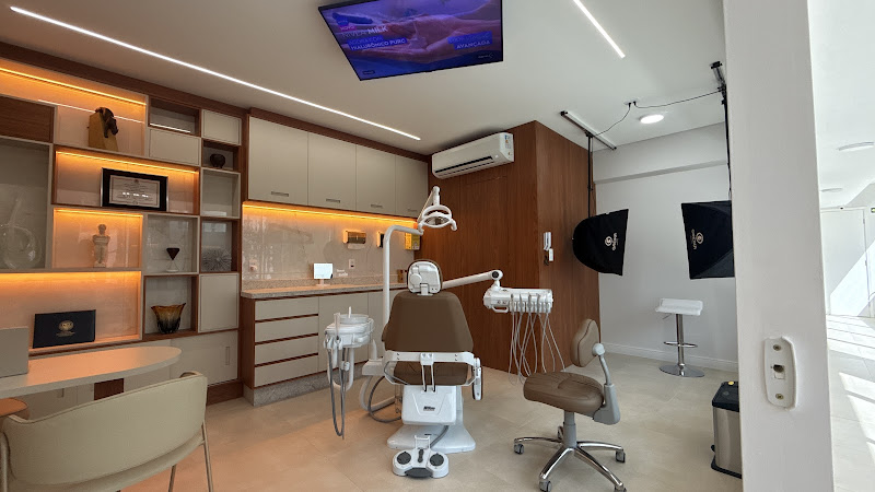 Foto 2 de Pireso Dental Clinic