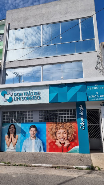 Foto 2 de Por Tras de Um Sorriso