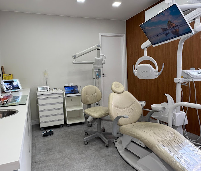 Foto 2 de Poschinger Faria Odontologia