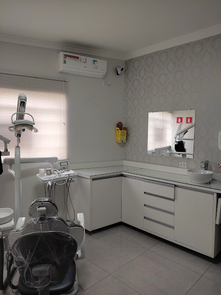 Foto 2 de PRATES ODONTOLOGIA ESPECIALIZADA