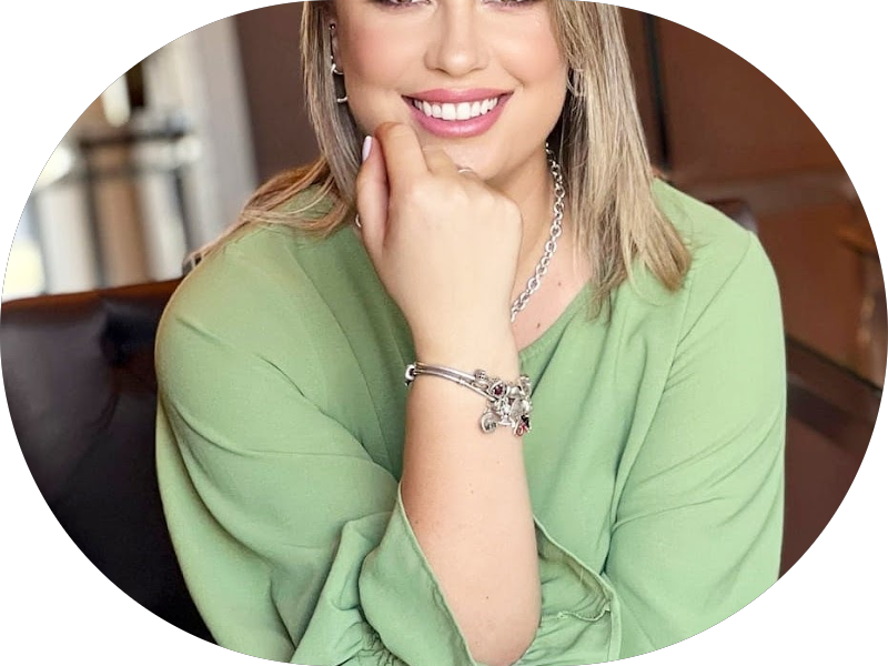 Foto 2 de Priscila Maito Roseira