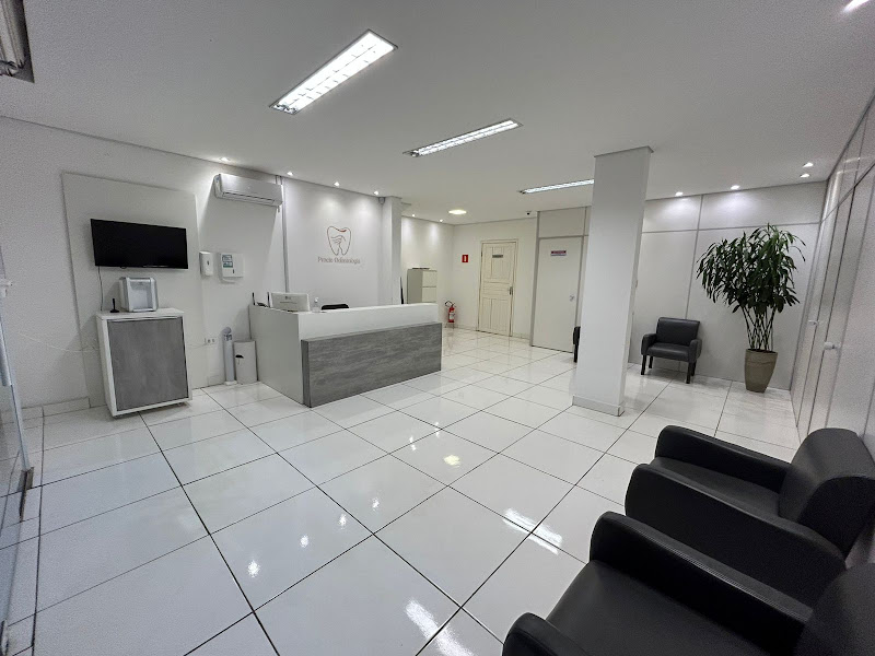 Foto 2 de Procic Odontologia - Dentista no CIC