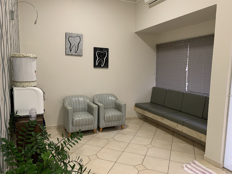 Foto 2 de Profa. Dra. Míriam G. Magro - Endodontista / Clínica Geral