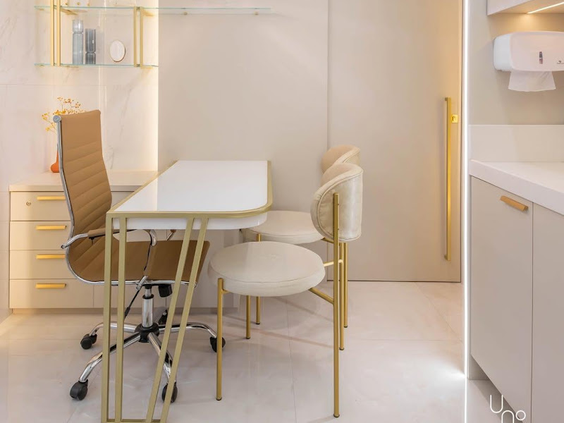 Foto 2 de Professor de implante dentário