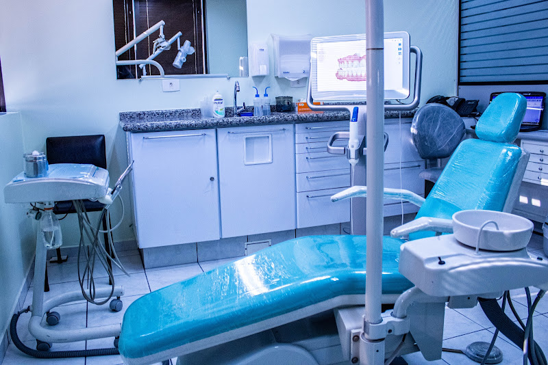 Foto 3 de Profidente Centro Odontológico S/C Ltda / Dentista em SP
