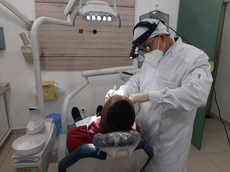 Foto 2 de Protelmo - Consultório Dentário