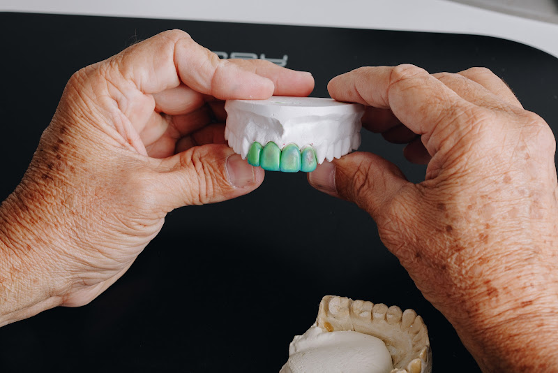 Foto 3 de Prótese dentária Labordens