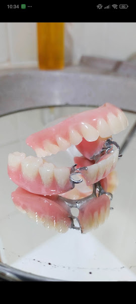 Foto 2 de Prótese Dentário Maura Arante