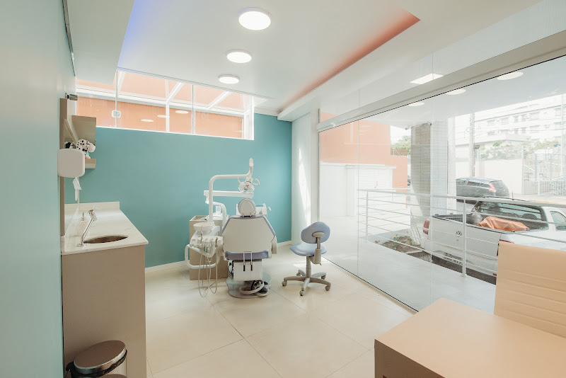 Foto 2 de Quattro Mani Odontologia Especializada