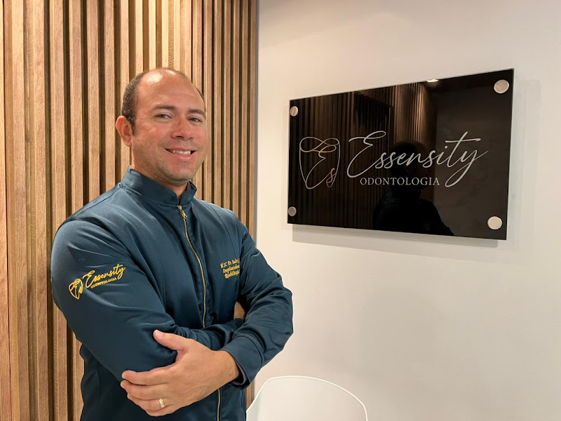 Foto 11 de Queiroz Odontologia