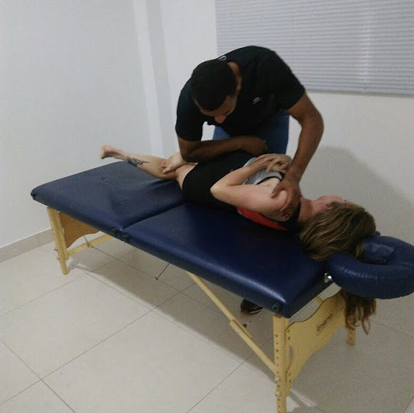 Foto 3 de Quiropraxia e Massoterapia Desportiva