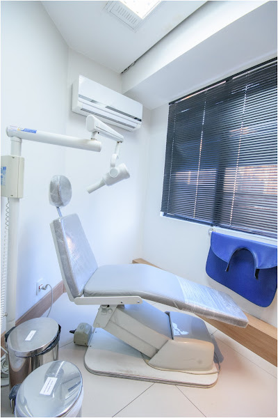 Foto 3 de Radclinica Radiologia e Tomografia Odontológica