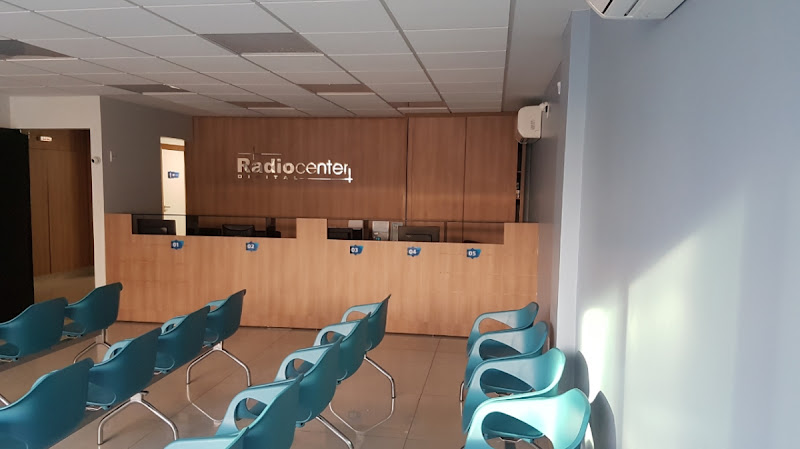 Foto 2 de Radiocenter Digital