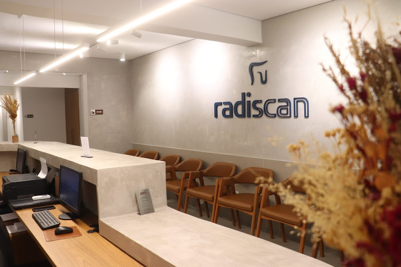 Foto 3 de Radiscan - Tomografia e Radiologia Odontológica