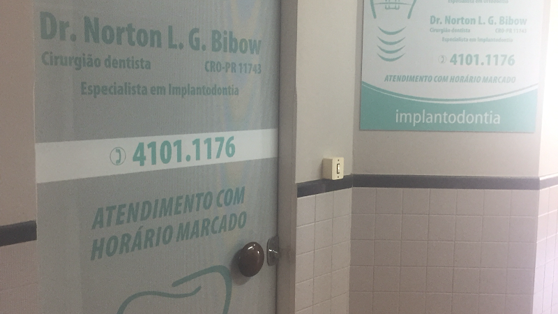 Foto 2 de Rasteli & Bibow Odontologia