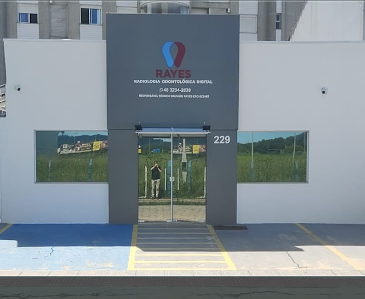 Foto 2 de Rayes Radiologia Odontológica Digital