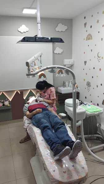 Foto 3 de Rayssa Vaz odontopediatra
