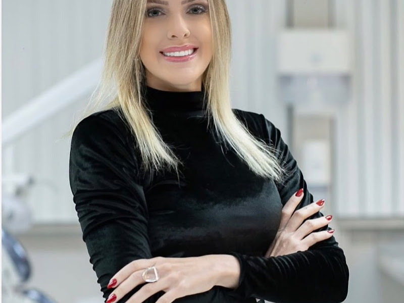Foto 3 de Renata Sá Odontologia Estética
