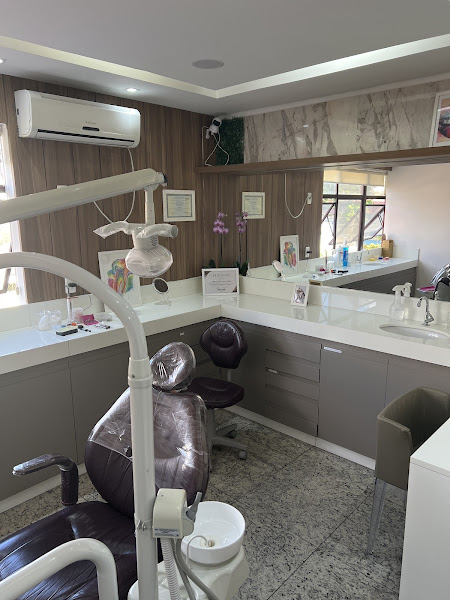 Foto 2 de Rennome Clinic