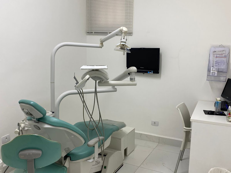 Foto 3 de Renova Odontologia e Saúde - Crocl. 19169 / RT Dr. Mansour Assis - Crosp :71793