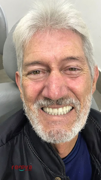 Foto 3 de Renova Sorrisos (Implante Dentário e Dentistas) – Praia Grande