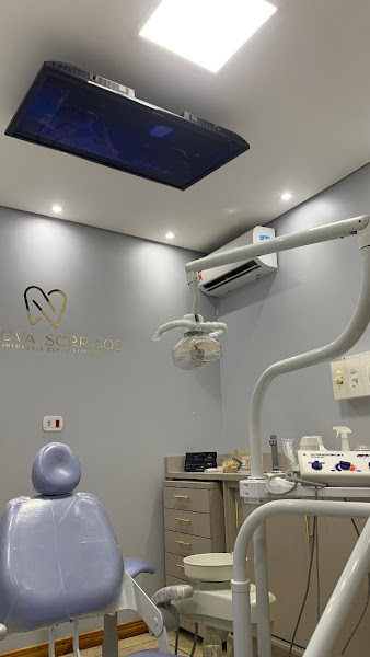 Foto 2 de Renova Sorrisos - Odontologia Especializada / Dentista