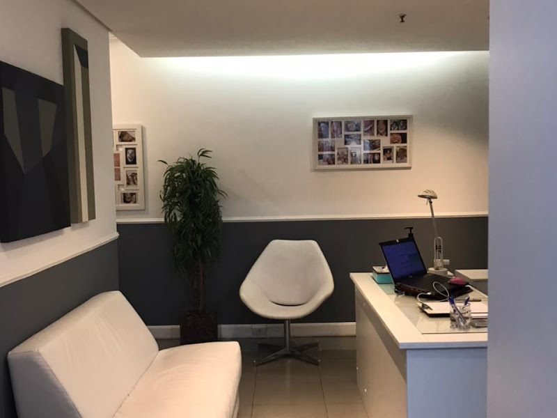 Foto 7 de RENOVARE Odontologia/ Invisalign /Dentista Real Parque/ Implante / Odontopediatria/ Lente de contato/ Dentista Morumbi