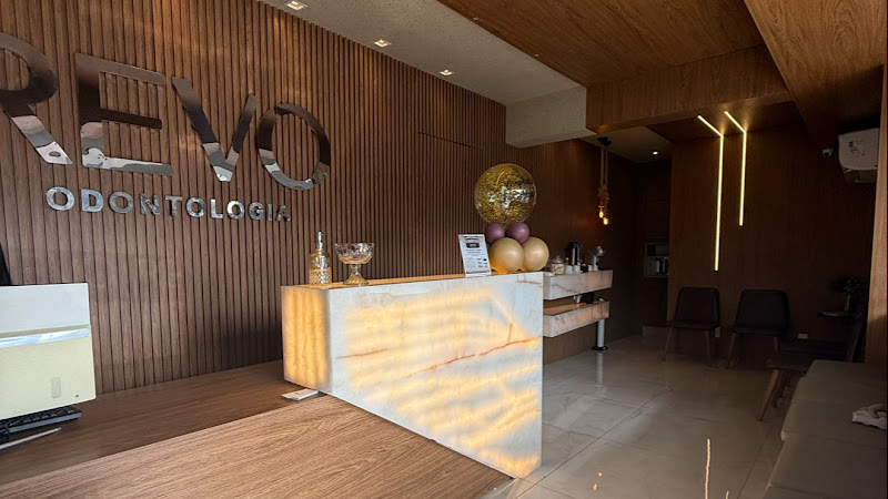 Foto 2 de REVO Odontologia