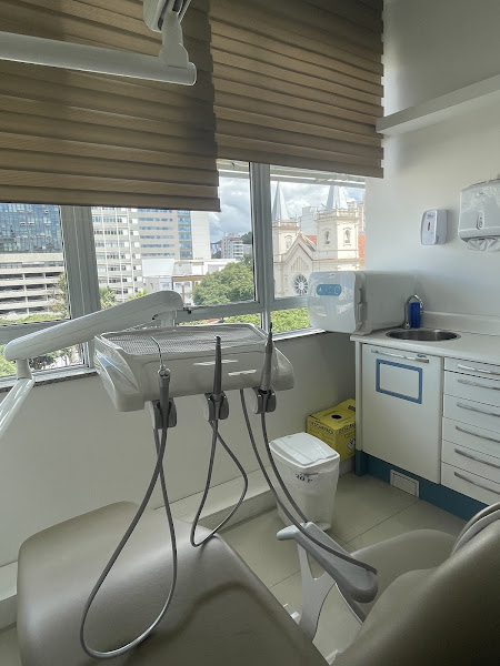 Foto 3 de Ricardo Justo Implante fixo Juiz de Fora