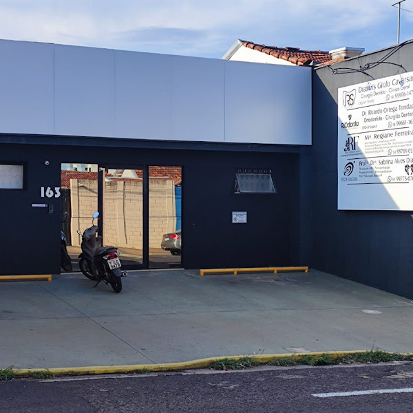Foto 2 de RiOdonto Odontologia em Marília