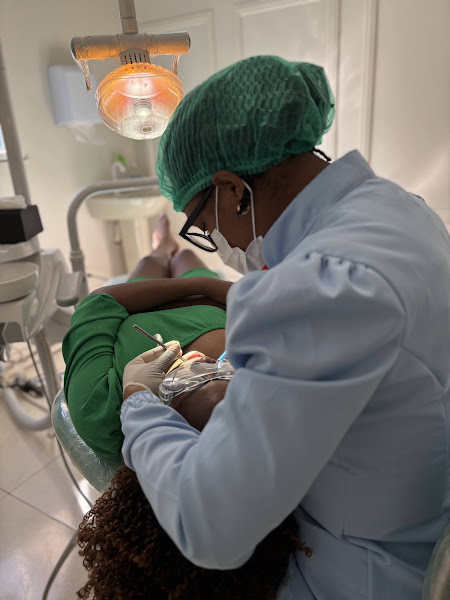 Foto 2 de RISO MAX – CLINICA ODONTOLOGICA E ESTÉTICA