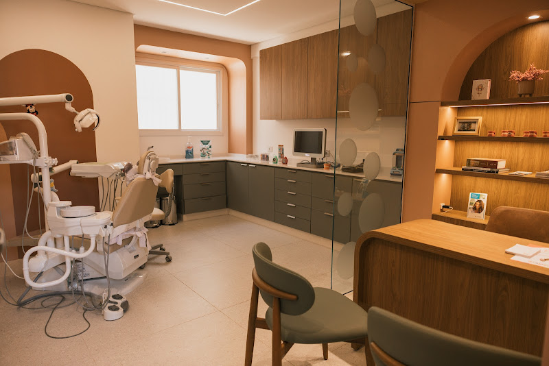 Foto 2 de Risoleve - Ortodontia e Odontopediatria