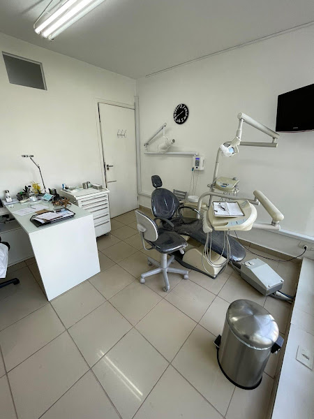 Foto 2 de RM Odontologia