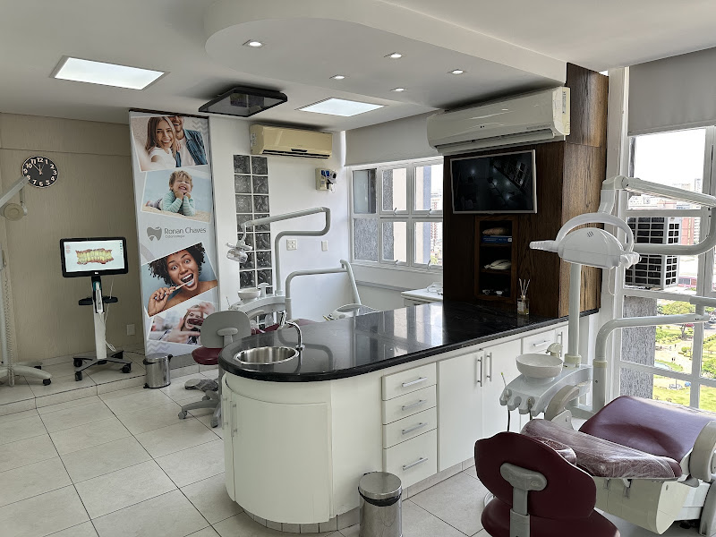 Foto 2 de Ronan Chaves Odontologia
