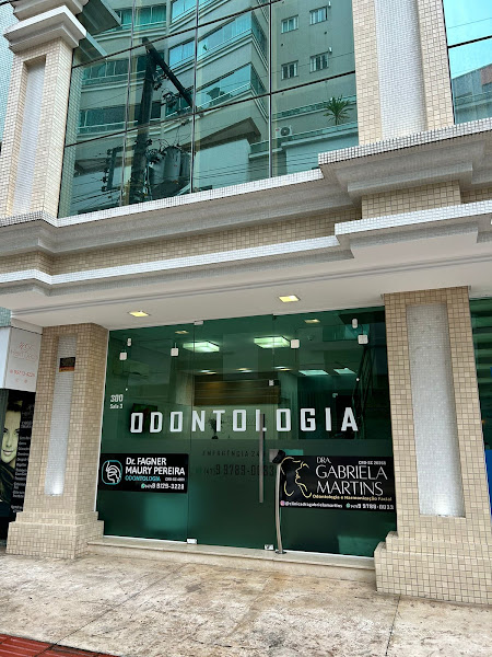 Foto 2 de Ronco | Dr. Fagner Amaury | Apneia do Sono | Implante Dentário em Balneário Camboriú