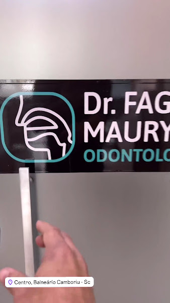 Foto 3 de Ronco | Dr. Fagner Amaury | Apneia do Sono | Implante Dentário em Balneário Camboriú