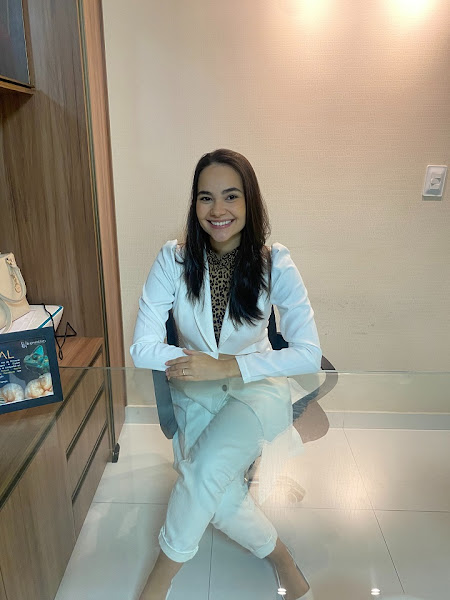 Foto 2 de Rosana de Paula Pessôa | Cirurgiã-dentista | Estética dental e Harmonização Orofacial