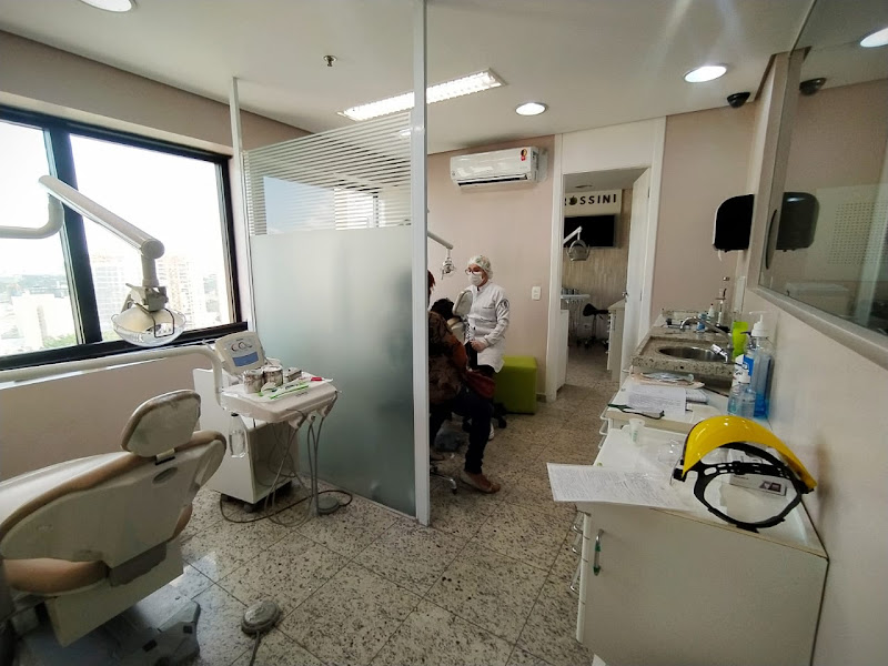Foto 2 de Rossini Odontologia