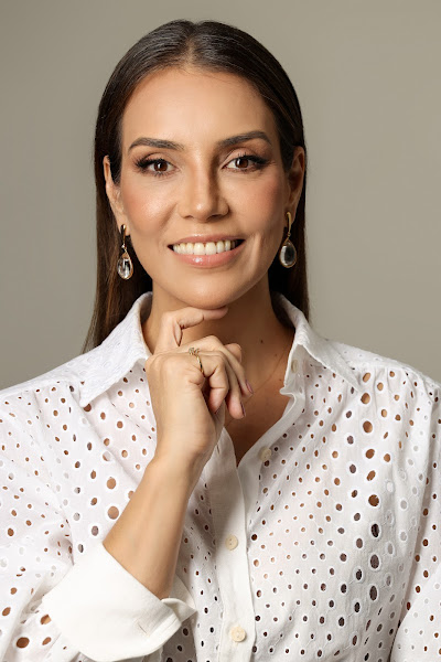 Foto 2 de Rúbia Lorena Odontologia