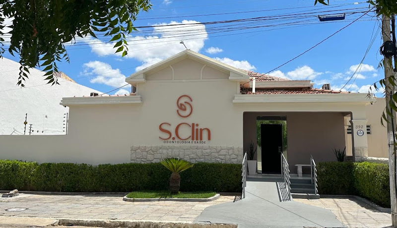 Foto 2 de S. Clin - Odontologia e Saúde | Clínica Odontológica em Patos- PB