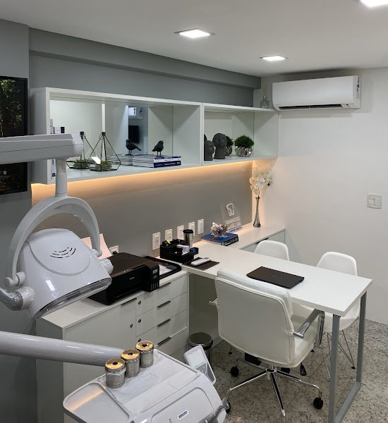 Foto 2 de Samarone de Sá Lira - Cirurgião Dentista