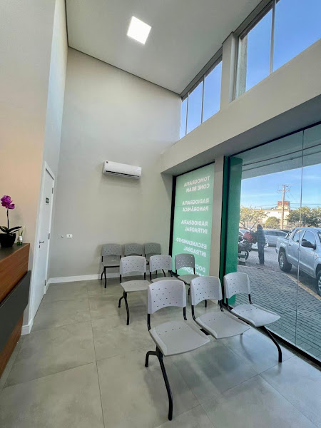 Foto 2 de Santos Radiologia Odontológica - Unidade Curitiba