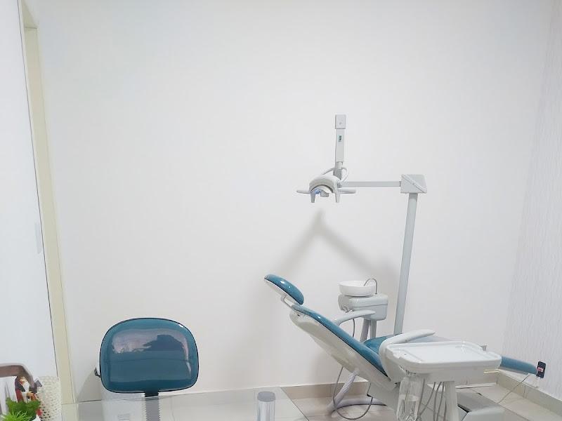 Foto 8 de Saúde Center Odontologia | Implante dentário | Dentista | Implantes | Unidade Delfino Magalhães