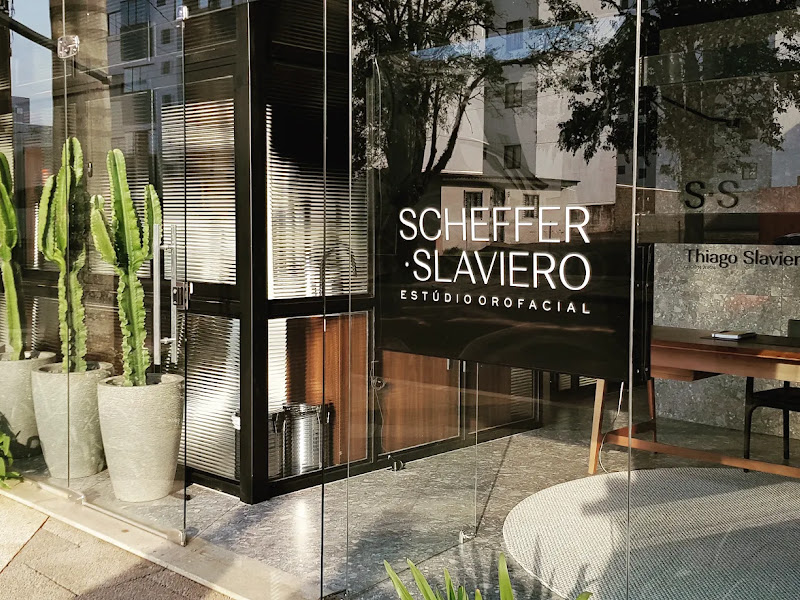 Foto 2 de SCHEFFER E SLAVIERO ESTUDIO OROFACIAL