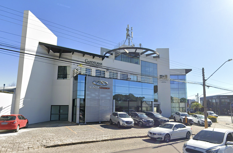 Foto 2 de Sd Odontologia - Dobruski Sumocoski l Ortodontia e Estética Curitiba