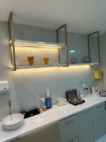 Foto 3 de 🏆 Selleto Odonto - Implantes Dentários