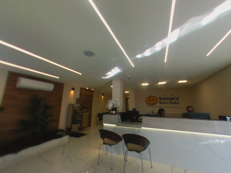 Foto 5 de Sempre Sorrindo - Implantes dentários